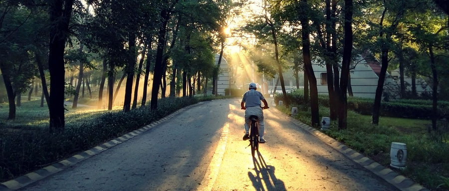 老人白內(nèi)障